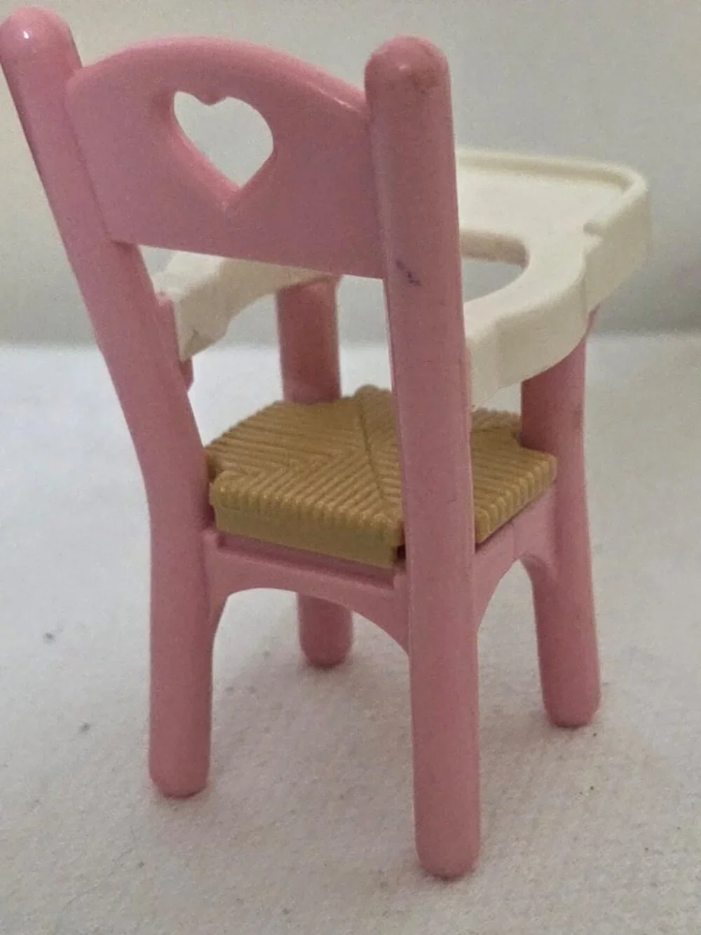 1993 VTG Fisher Price Dream Dollhouse Pink Baby High CHair Hearts Loving Family